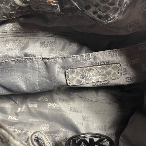 Michael Kors snake skin prints shades of gray shoulder bag silver tone hardwares - Picture 12 of 14